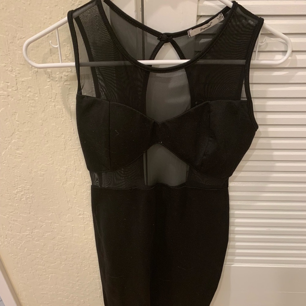 Mesh outline black dress